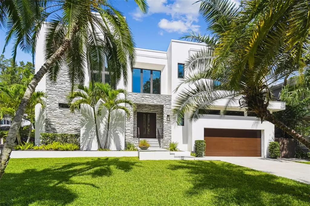 5813 S Gordon Avenue Tampa FL 33611