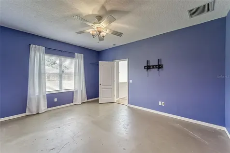 7447 Surrey Wood Lane Apollo Beach FL 33572
