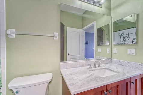 7447 Surrey Wood Lane Apollo Beach FL 33572
