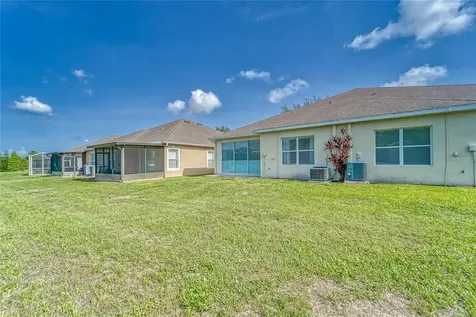 7447 Surrey Wood Lane Apollo Beach FL 33572