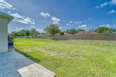 7447 Surrey Wood Lane Apollo Beach FL 33572