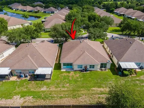 7447 Surrey Wood Lane Apollo Beach FL 33572