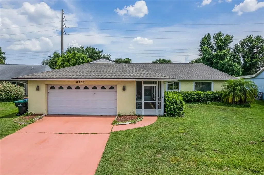 10655 Lazy Lake Drive Orlando FL 32821
