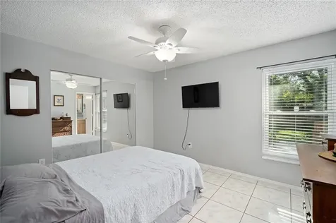 719 36th Street W Bradenton FL 34205