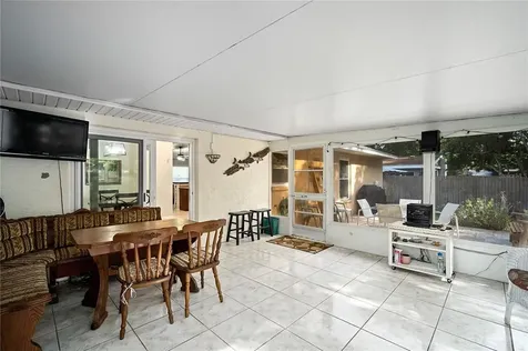 719 36th Street W Bradenton FL 34205