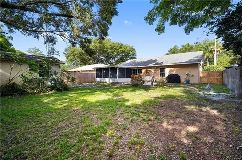 719 36th Street W Bradenton FL 34205