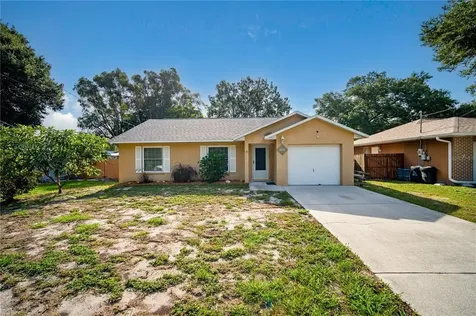 719 36th Street W Bradenton FL 34205