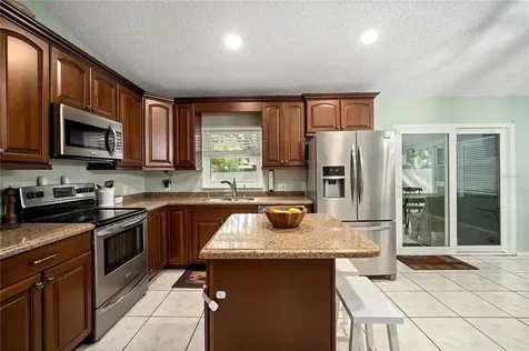 719 36th Street W Bradenton FL 34205