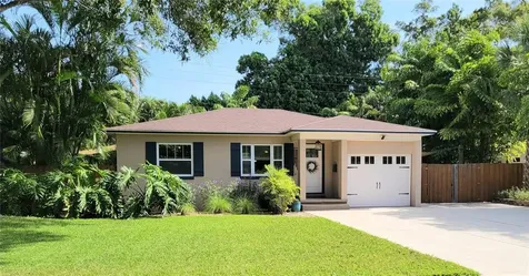 6313 Dartmouth Avenue N St Petersburg FL 33710