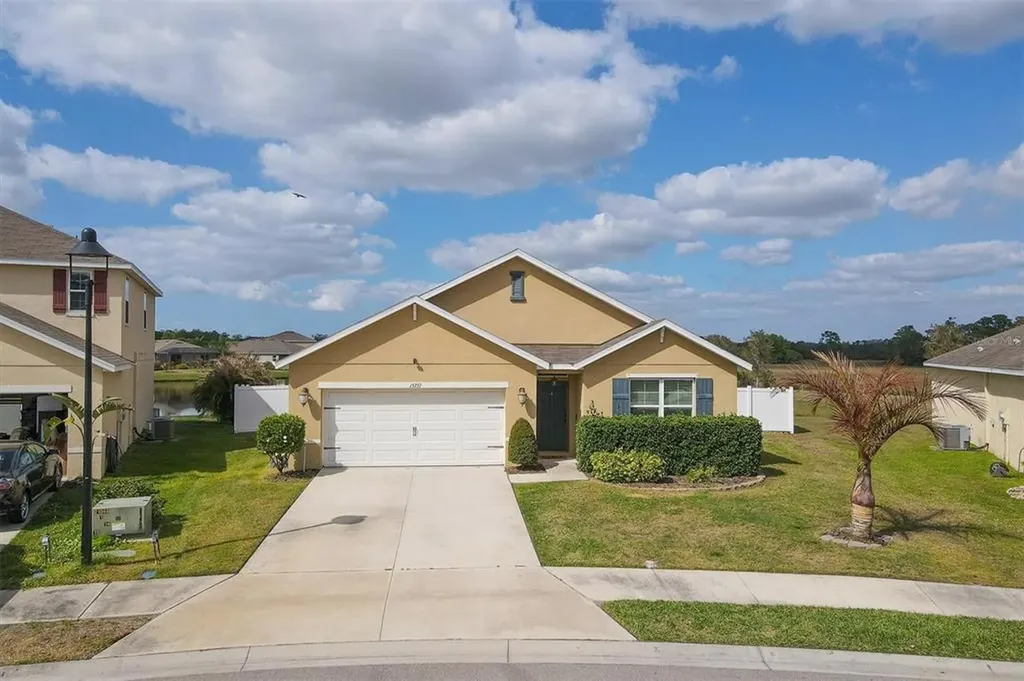 15757 High Bell Place Bradenton FL 34212
