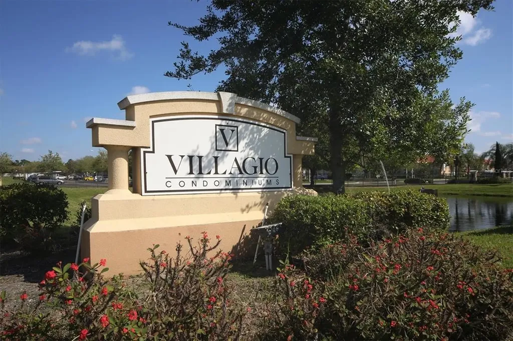 1025 Villagio Circle Sarasota FL 34237