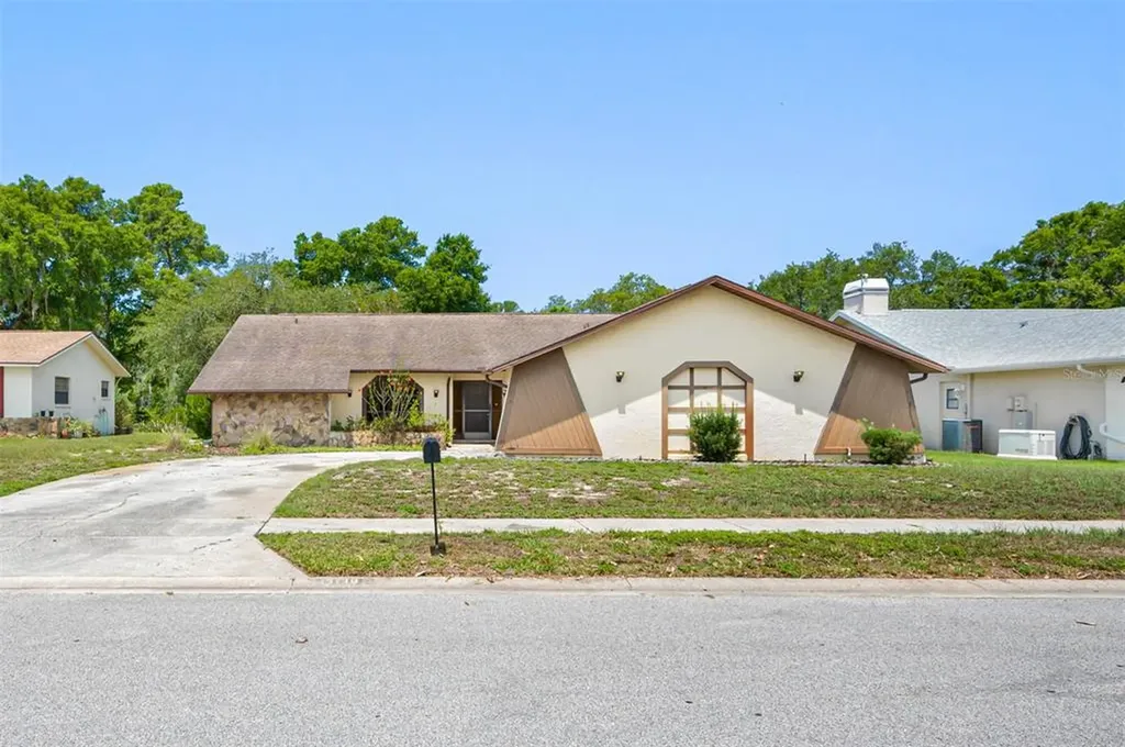10138 Briar Circle Hudson FL 34667