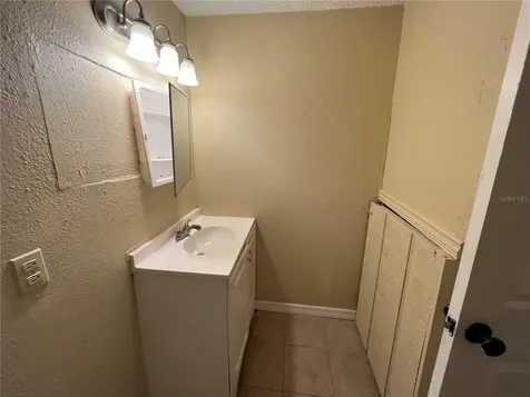 6801 23rd Street Zephyrhills FL 33542