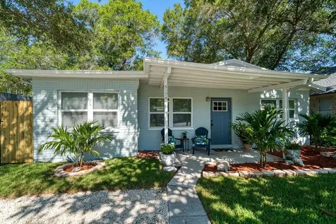 5124 67th Way N St Petersburg FL 33709