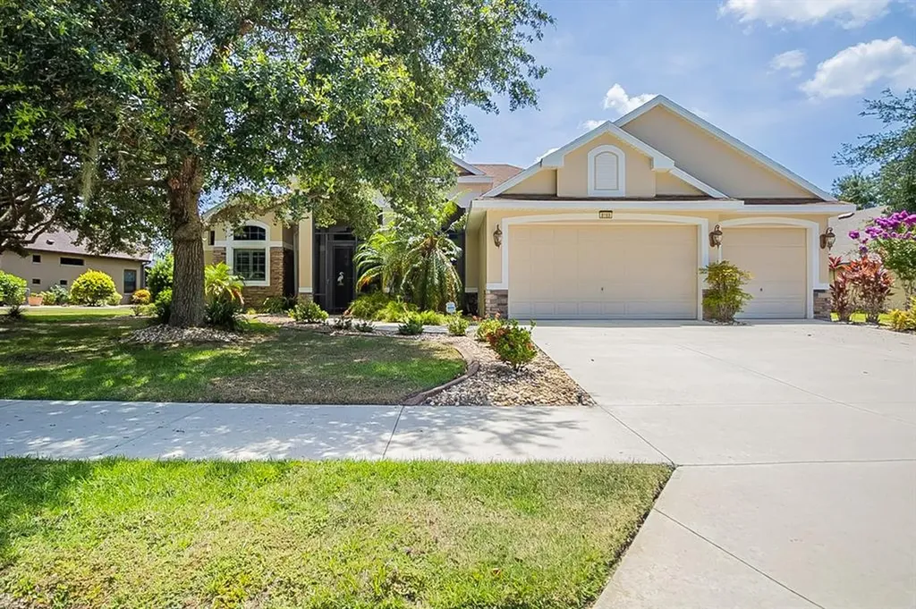 8169 Bridgeport Bay Circle Mount Dora FL 32757