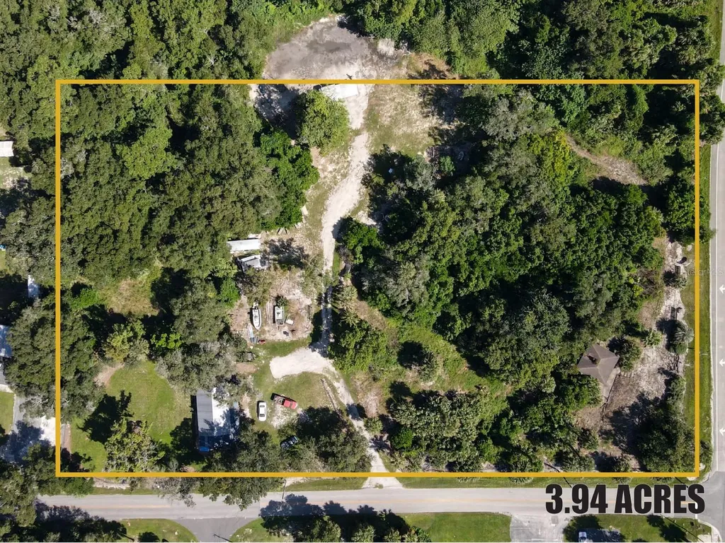 235 W Wisconsin Avenue Orange City FL 32763