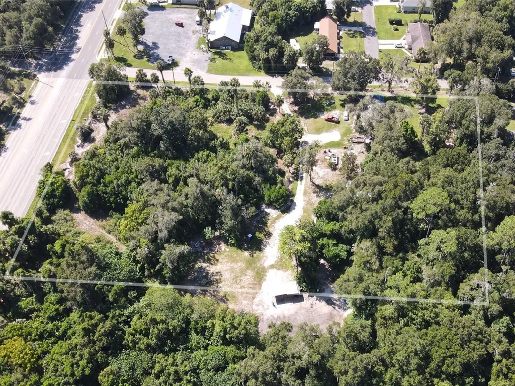 235 W Wisconsin Avenue Orange City FL 32763
