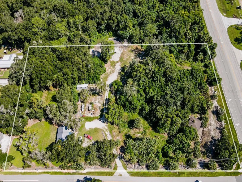 235 W Wisconsin Avenue Orange City FL 32763
