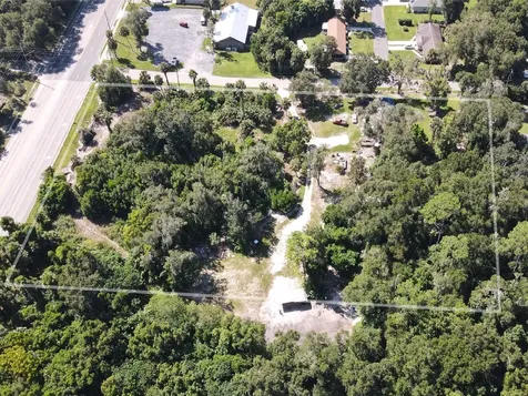235 W Wisconsin Avenue Orange City FL 32763