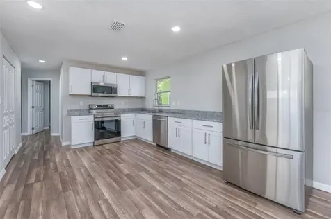 4122 Minoso Street Orlando FL 32811