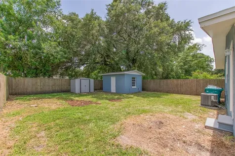 4122 Minoso Street Orlando FL 32811