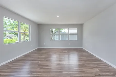 4122 Minoso Street Orlando FL 32811