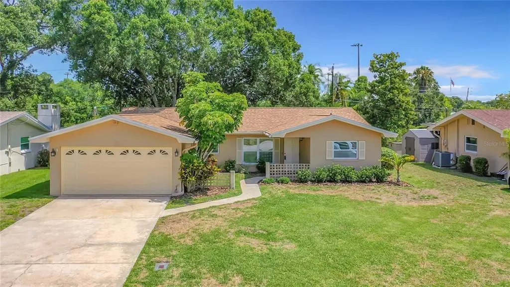 11373 88th Terrace Seminole FL 33772