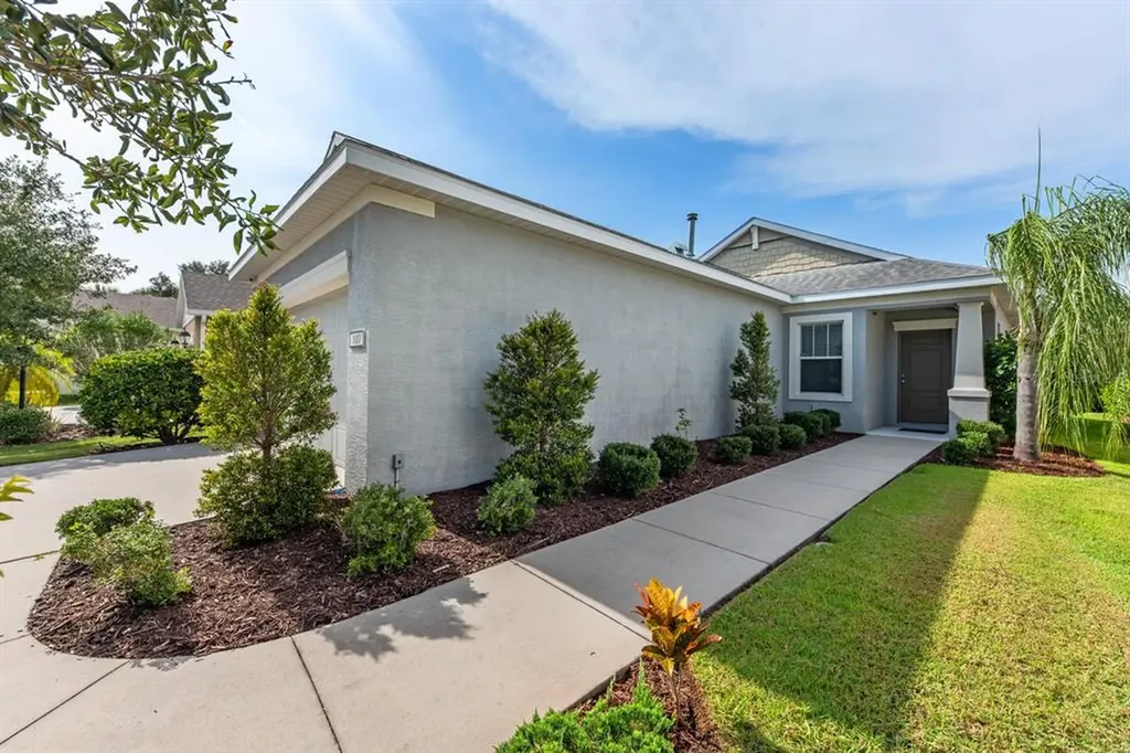 11107 Encanto Terrace Bradenton FL 34211