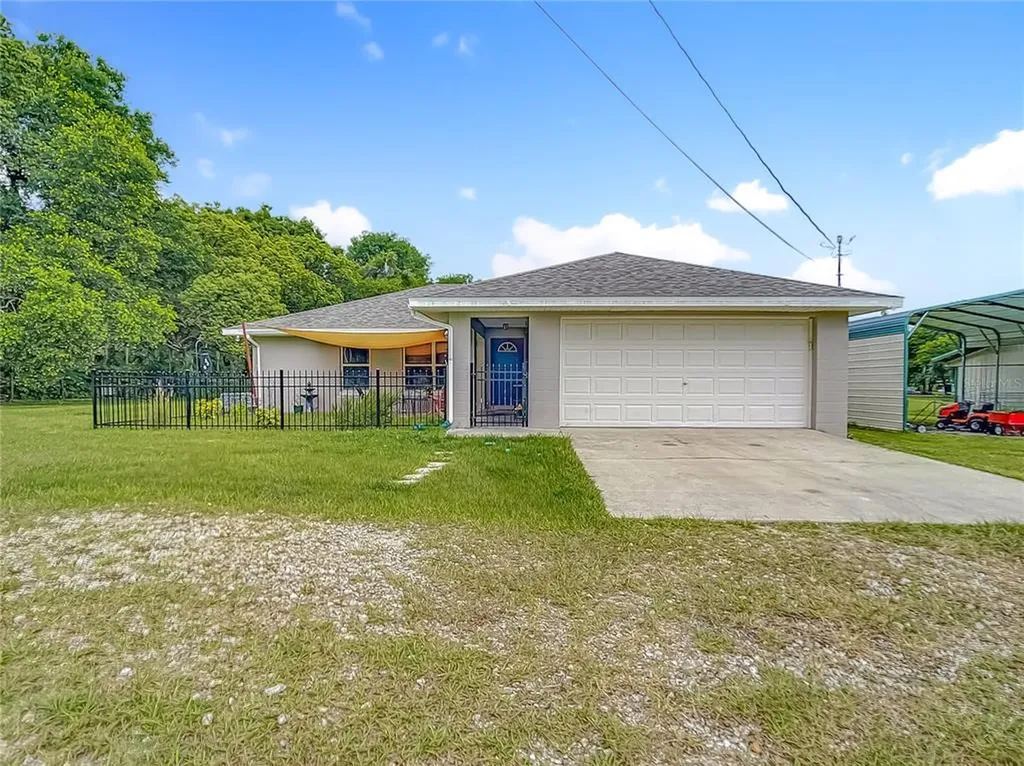 1725 W Beresford Road Deland FL 32720