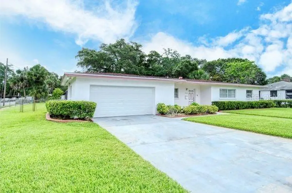 3228 Goodrich Avenue Sarasota FL 34234