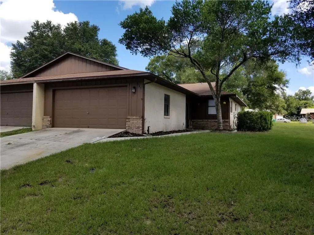 527 Hemingway Court Deland FL 32720