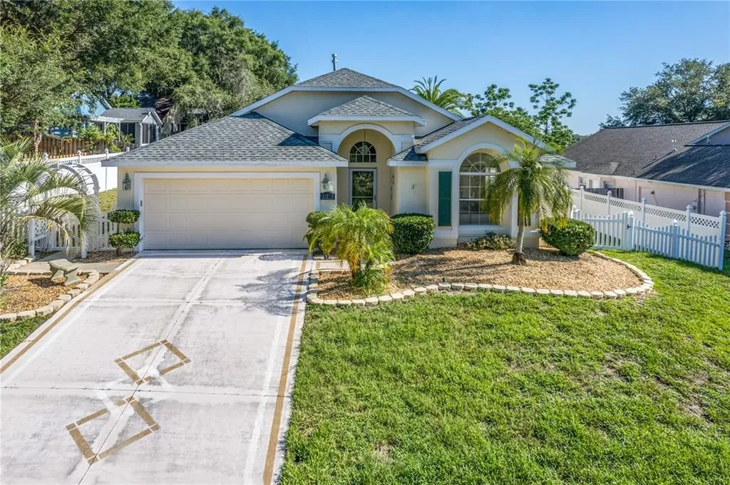 33150 Kaylee Way Leesburg FL 34788