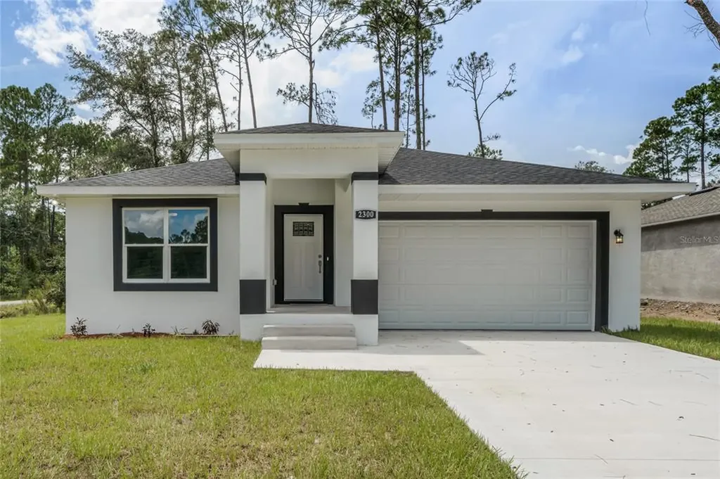 2300 9th Avenue Deland FL 32724