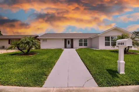 6909 Tierra Verde Street Port Richey FL 34668