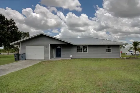 8606 SW 2nd Street Okeechobee FL 34974