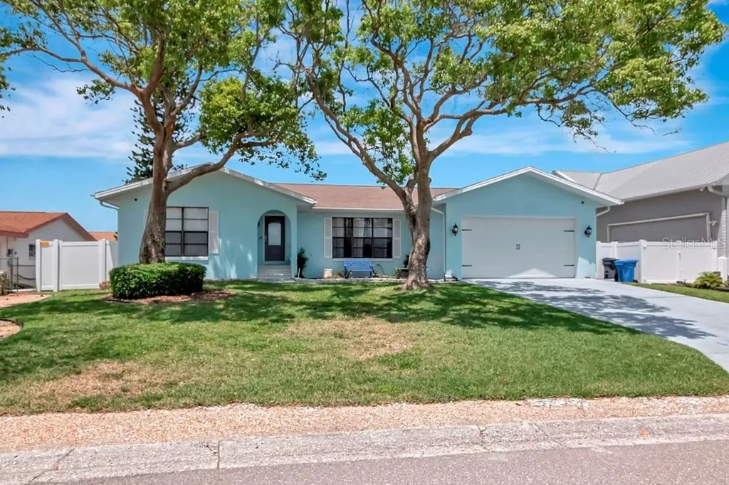 1017 Sago Palm Way Apollo Beach FL 33572