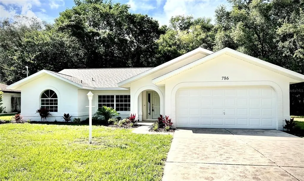 786 W Country Club Boulevard Citrus Springs FL 34434