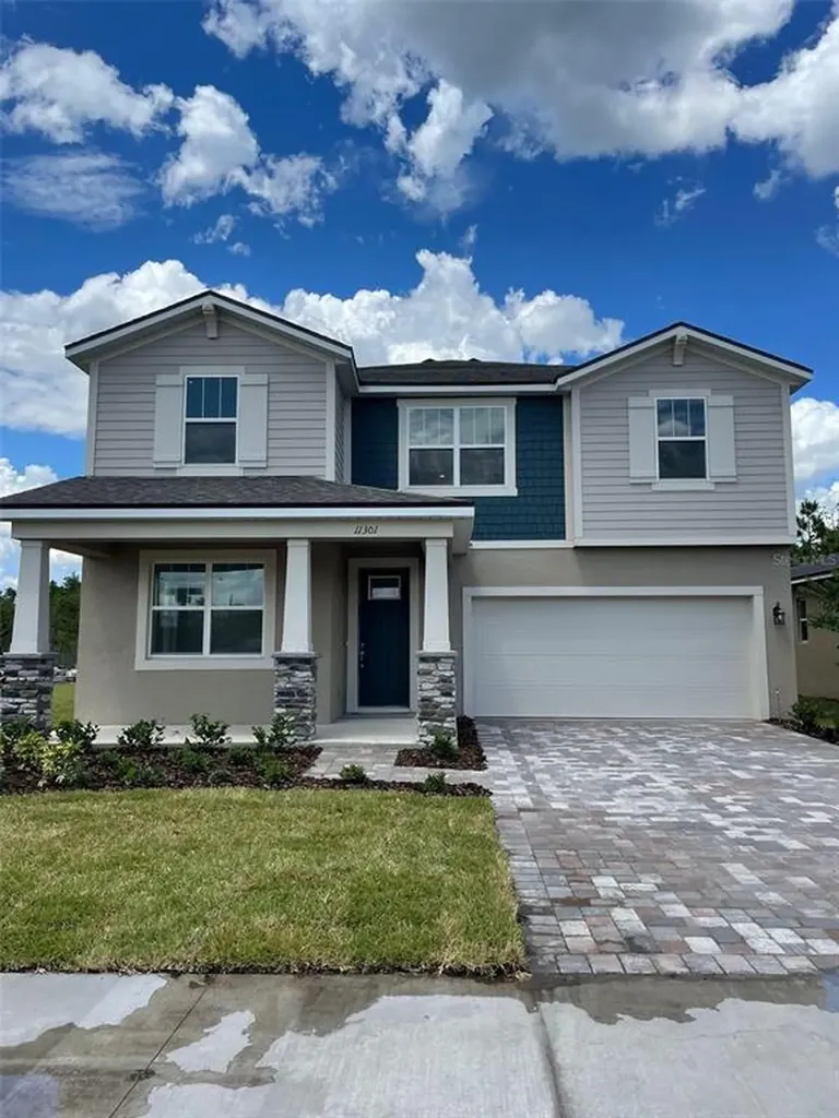 11301 Port Place Orlando FL 32832