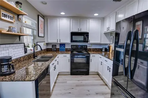 10928 Brickside Court Riverview FL 33579
