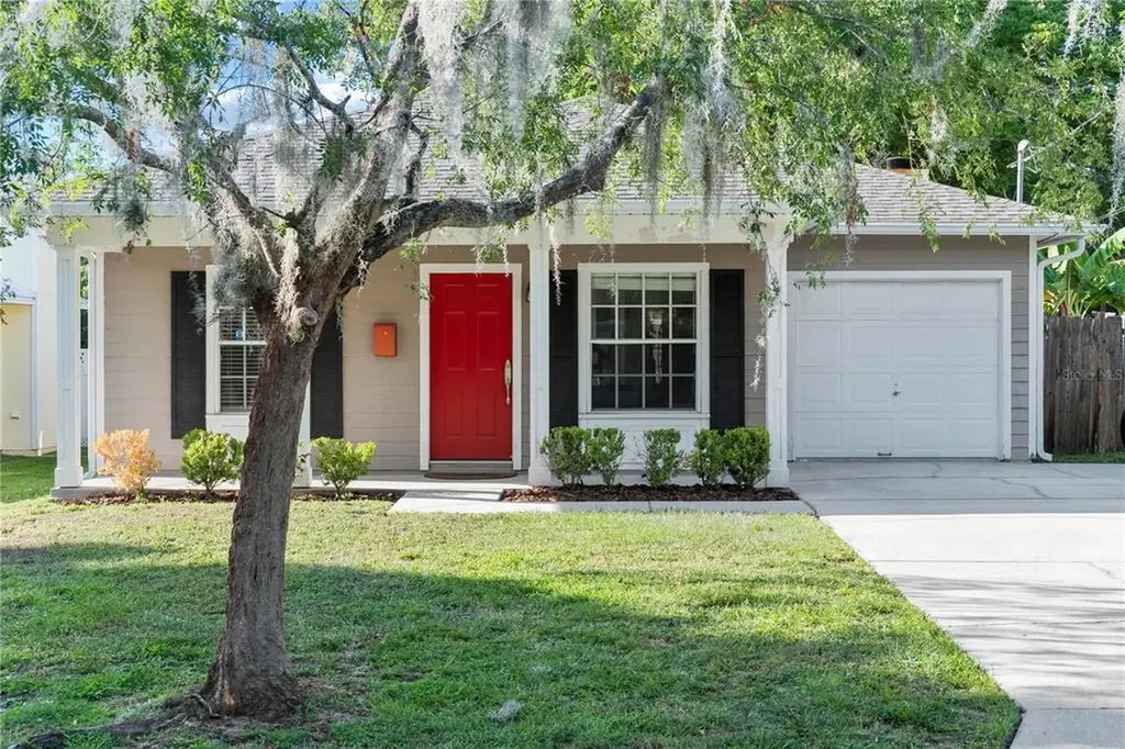 227 E Crystal Lake Street Orlando FL 32806