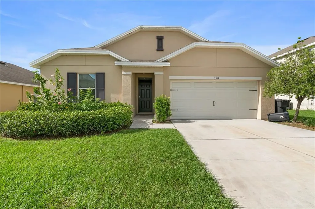 3303 San Moise Place Plant City FL 33567