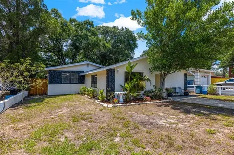 10418 N Pawnee Avenue Tampa FL 33617