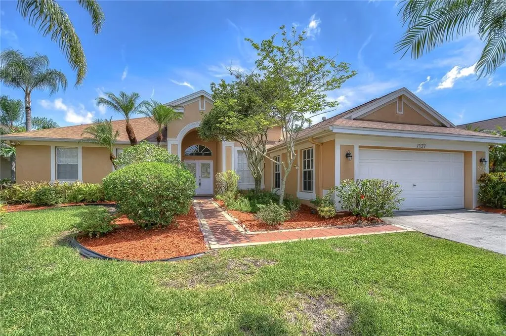 7127 Colonial Lake Drive Riverview FL 33578