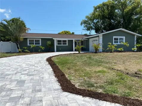 6950 10th Avenue N St Petersburg FL 33710