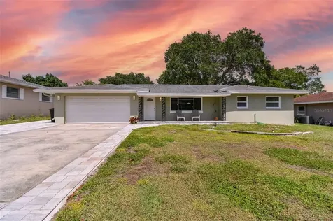 1009 Woodley Road Clearwater FL 33764