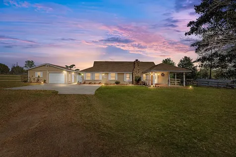 4601 NE 97th Street Road Anthony FL 32617