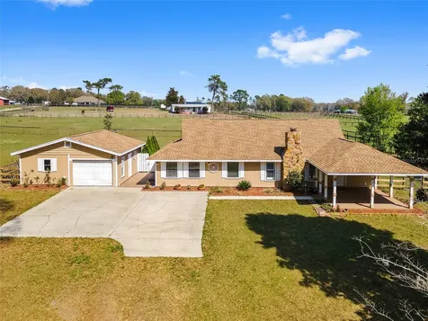 4601 NE 97th Street Road Anthony FL 32617