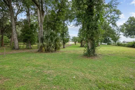 4601 NE 97th Street Road Anthony FL 32617