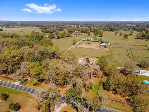 4601 NE 97th Street Road Anthony FL 32617