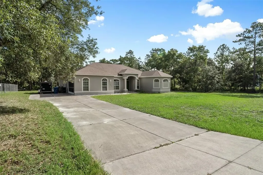 11045 Token Avenue Weeki Wachee FL 34614
